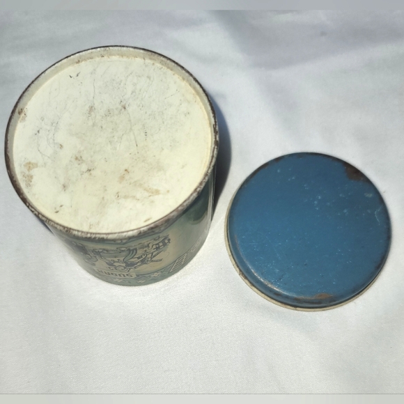 Vintage Wolverine Dollhouse Blue and Cream Sugar Tin - Picture 11 of 13